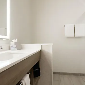 2* Hotel Express & East By Ihg